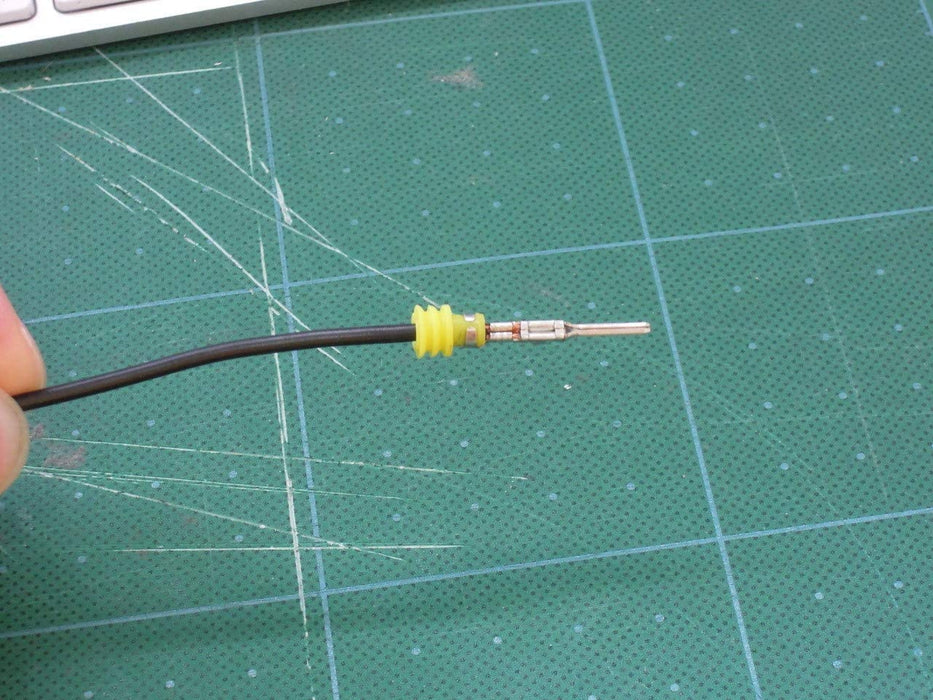 同時圧着ペンチ 防水型カプラー端子 自動車 ターミナル用 0.2-2.0mm²対応 IWS-1424B